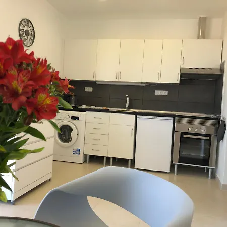 Scirocco Madeira - Ocean View Апартаменты Машику